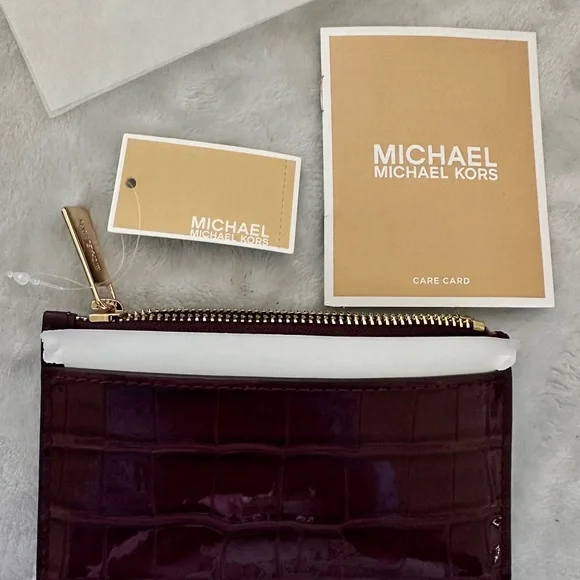 Michael Kors Deep Red Croc-Embossed Card Holder - Picture 6 of 8